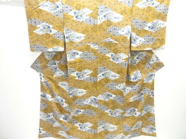 JAPANESE KIMONO / JODAI TSUMUGI / WOVEN HOUSE SCENERY
